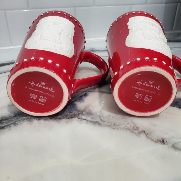 Hallmark Holiday Christmas Snowman Mugs Set of 2 Red and White - Picture 11 of 11